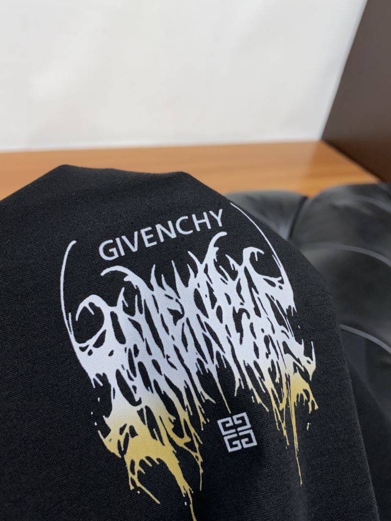 Givenchy T-Shirts